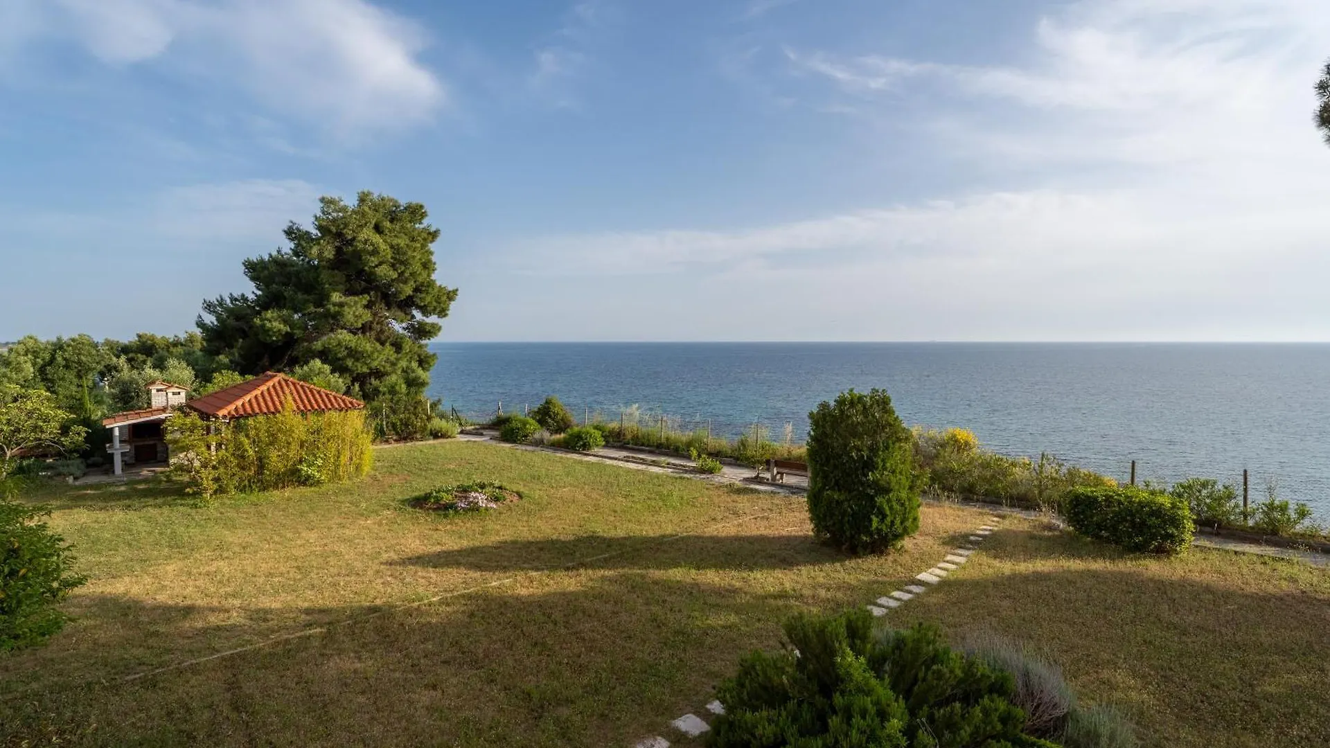 Sunshine House Offering Spectacular Views To Olymp A Apartment Nea Iraklia