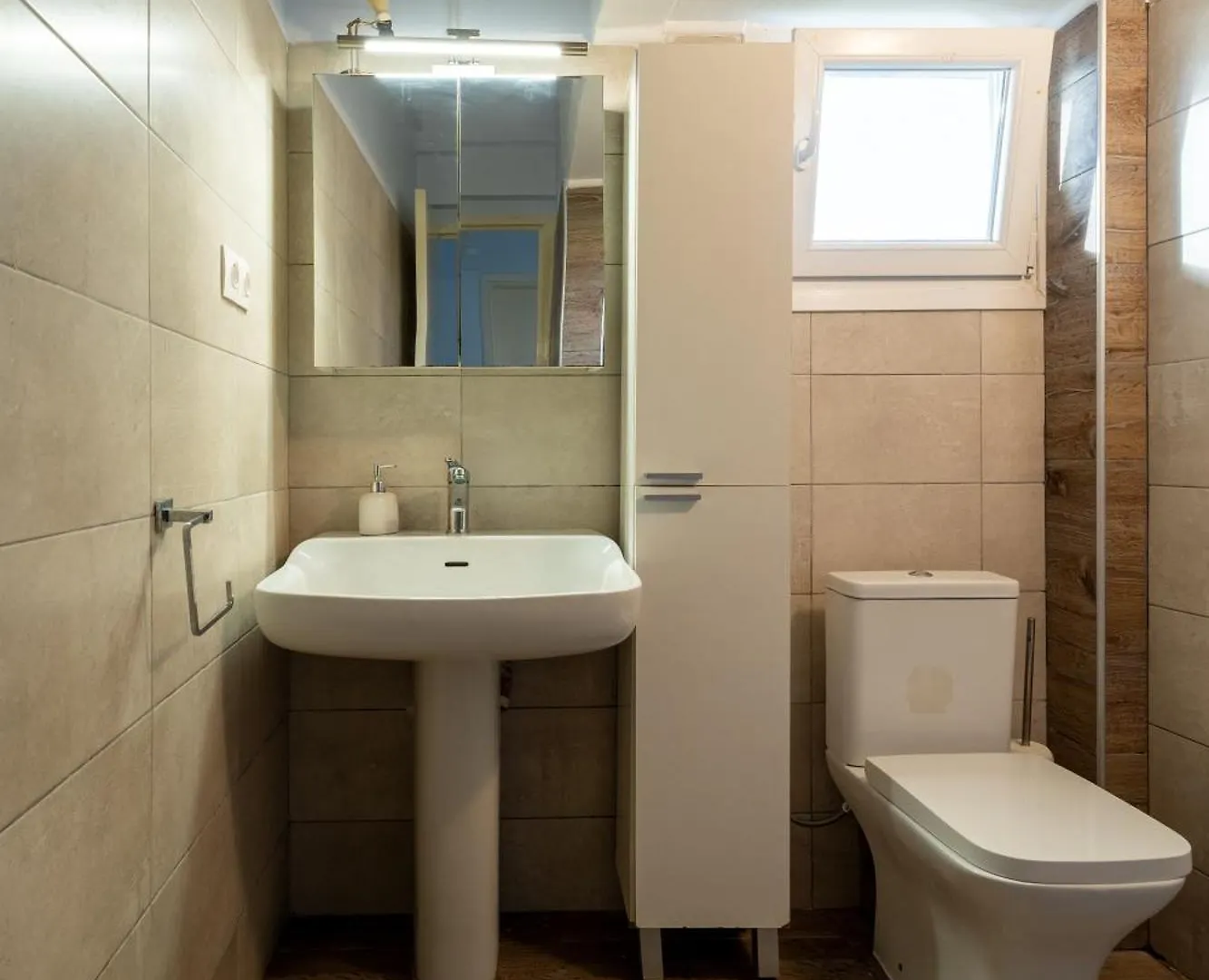Sunshine House Offering Spectacular Views To Olymp A Apartment Nea Iraklia